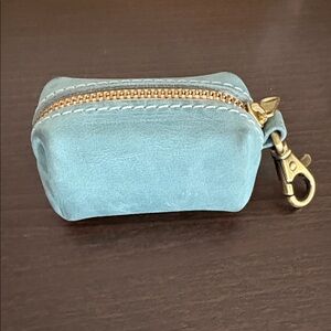 Portland Leather Dopp Keychain in Aqua